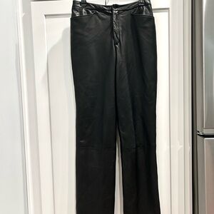 Super soft leather Women size 8 Ellen Tracy Black Leather Pants. 30.5” inseam